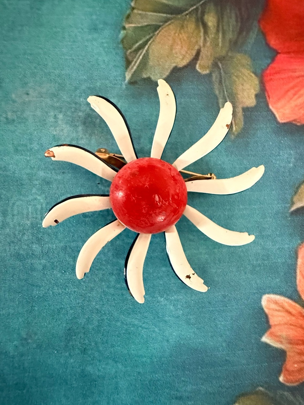 Red and White Flower Brooch - Women Jewelry